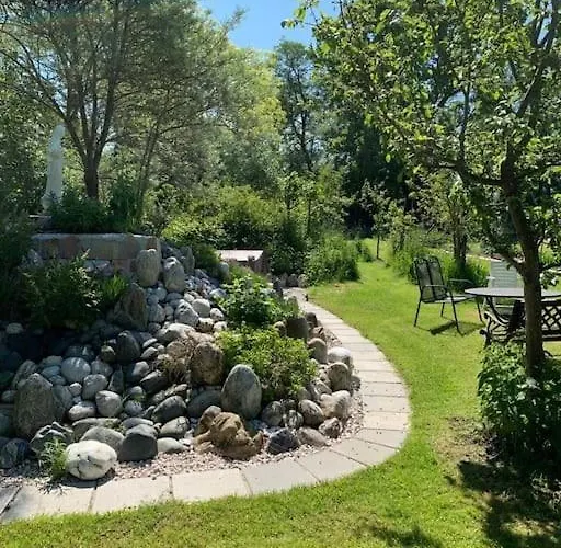 Apartmán Ferien Haus Am Feldgarten Mit 160 Qm Fuer 2 Bis 9 Personen Raubling